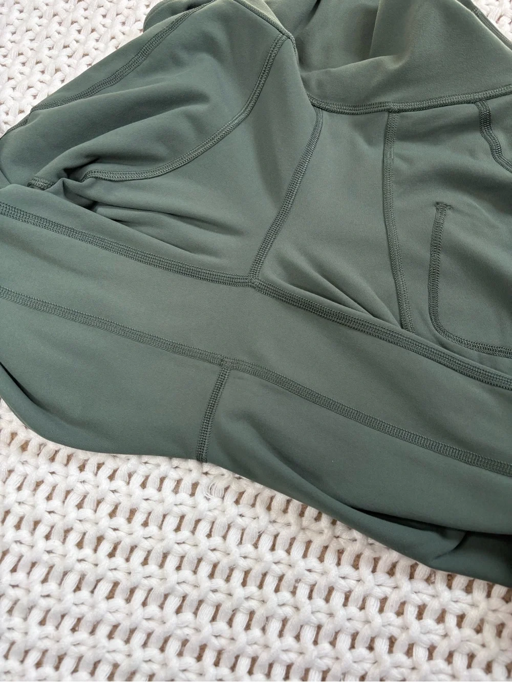 lululemon align hr wide leg pant 31” in dark forest size 6